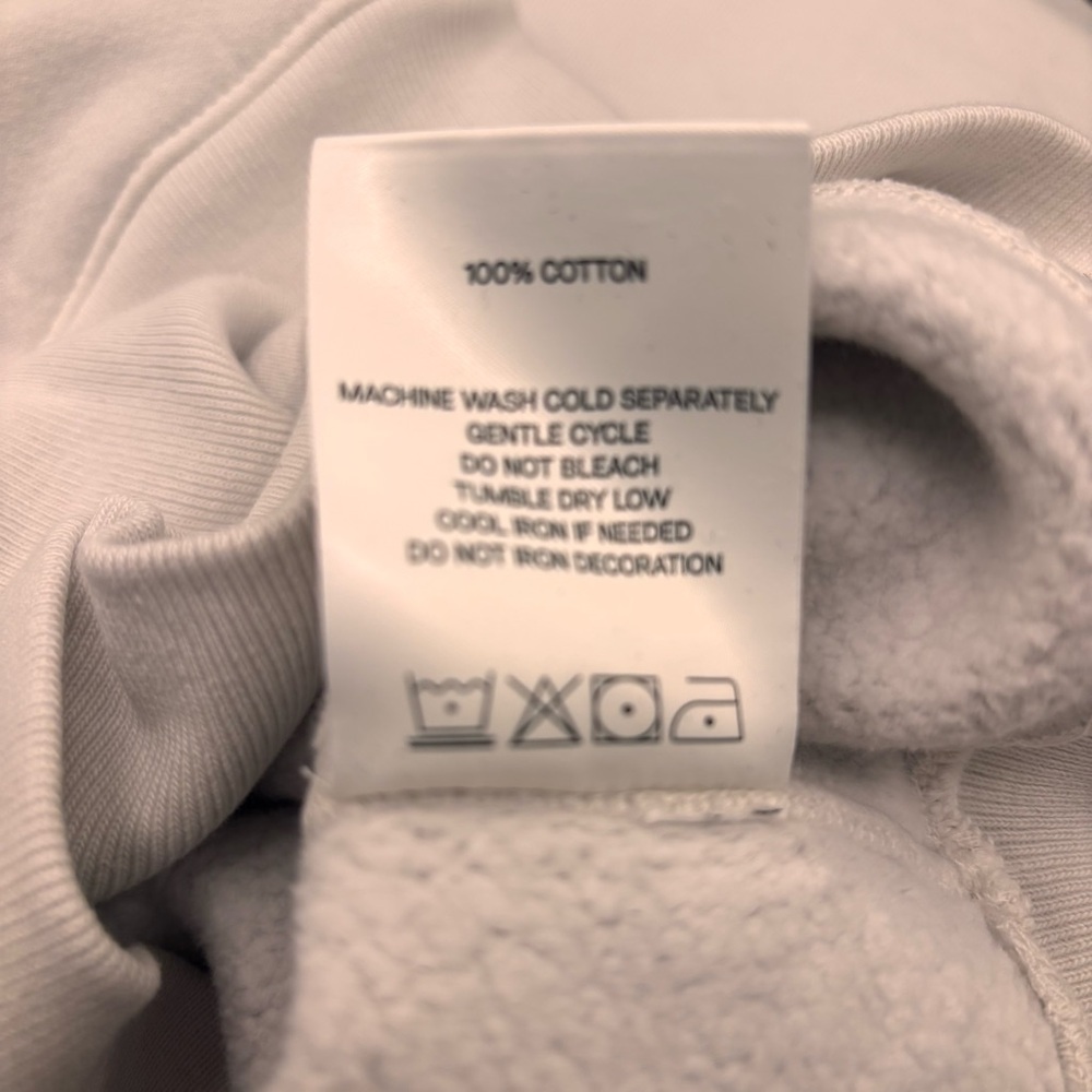 NWT Madhappy Graphics 3 Fleece Crewneck 2024 Crown Cream Pink Blue Medium‎ - Picture 9 of 9